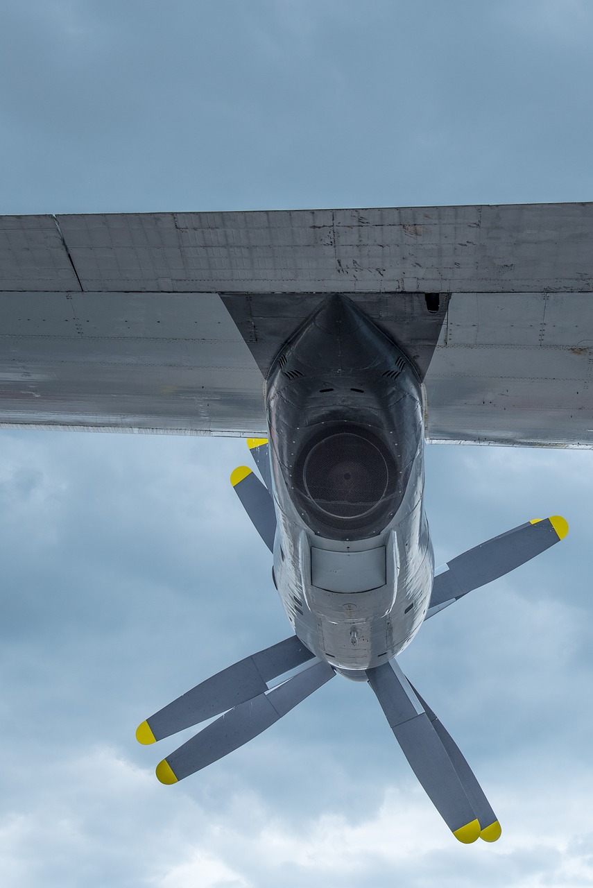 propeller, plane, detail-587057.jpg